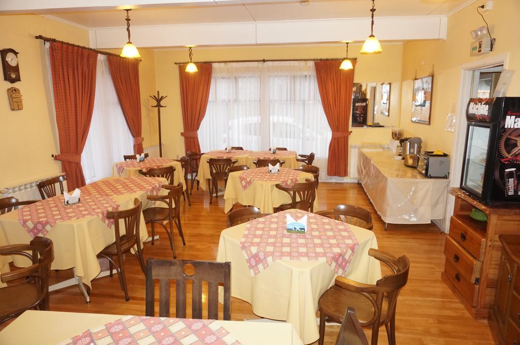 Hostal Ovejero Πούντα Αρένας Εξωτερικό φωτογραφία
