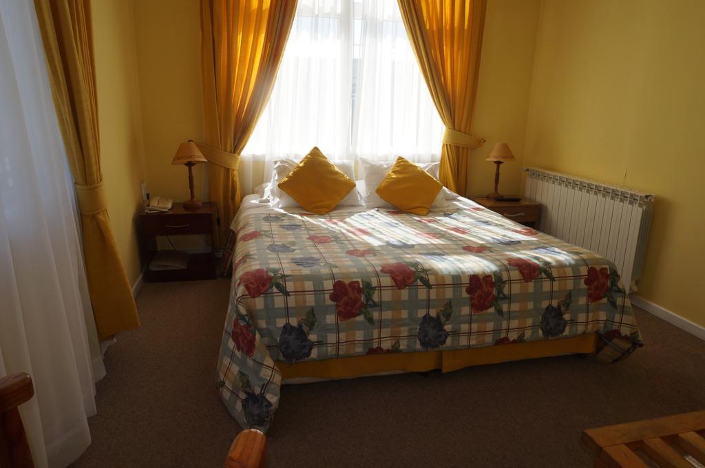 Hostal Ovejero Πούντα Αρένας Εξωτερικό φωτογραφία